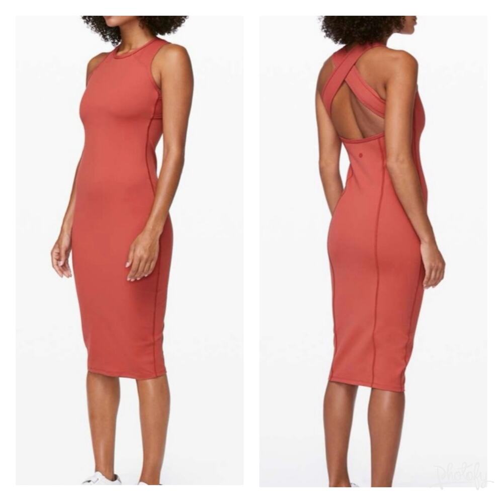 LULULEMON ATHLETICA | Picnic Play Dress Brick Rose Bodycon Midi Dress |‎ Size 10